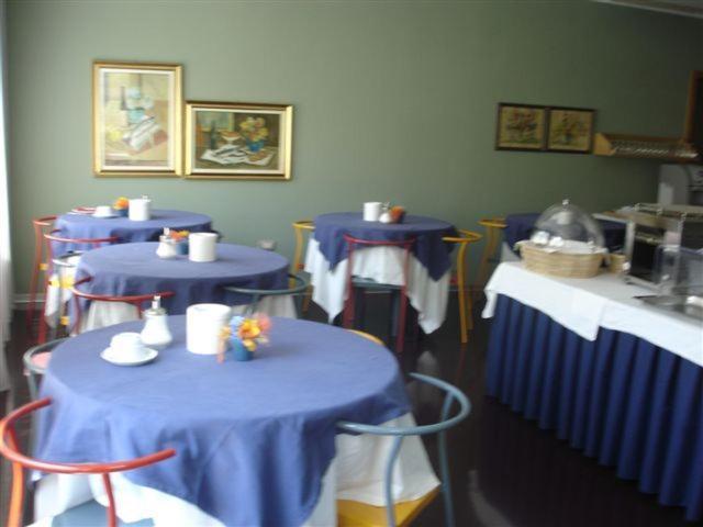 Albergo Al Caminetto Torbole Sul Garda Extérieur photo