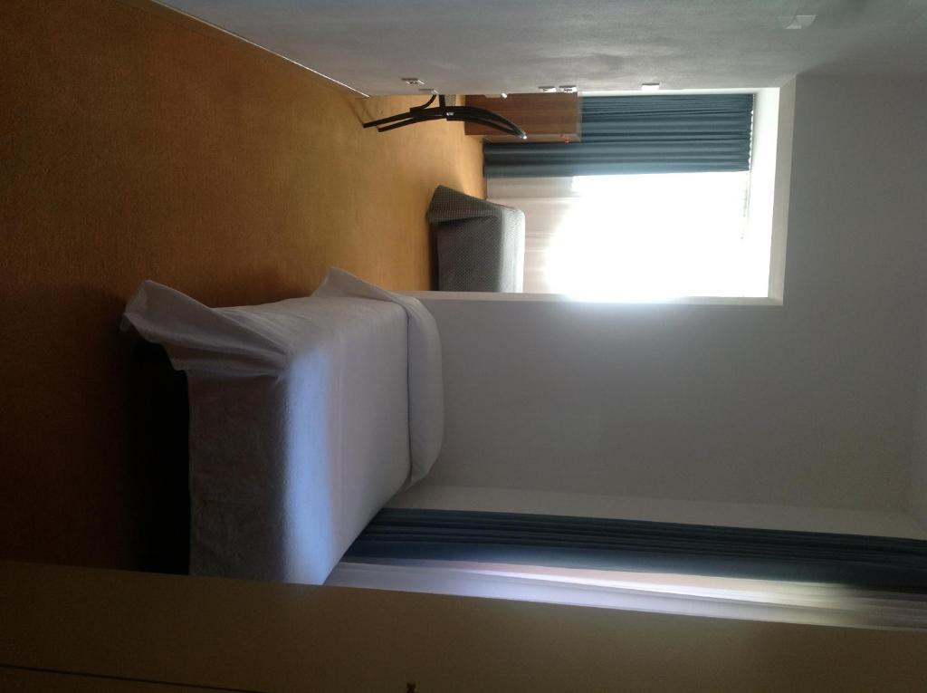Albergo Al Caminetto Torbole Sul Garda Chambre photo